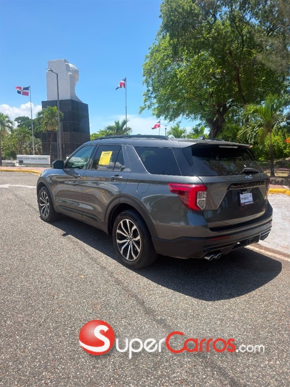 2020 Ford Explorer ST — foto 5 / 8