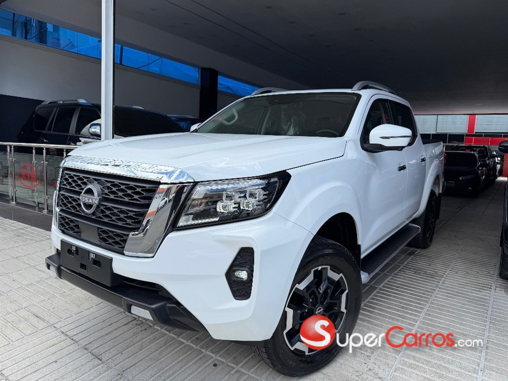 2027 Nissan Frontier LE — foto 1 / 8