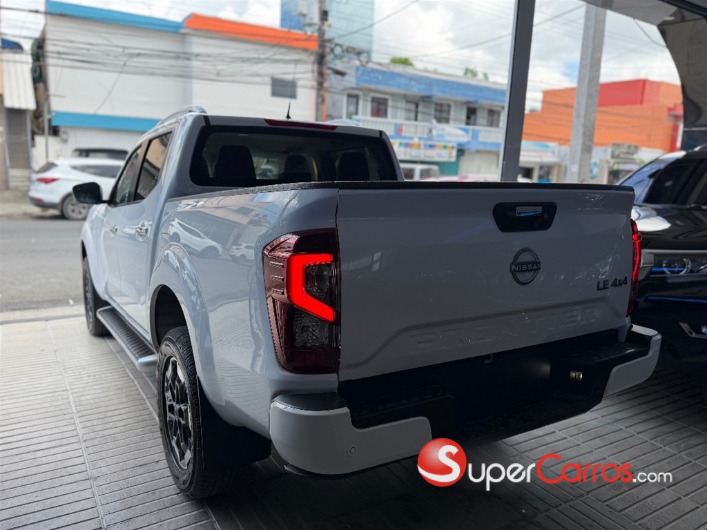 2027 Nissan Frontier LE — foto 8 / 8