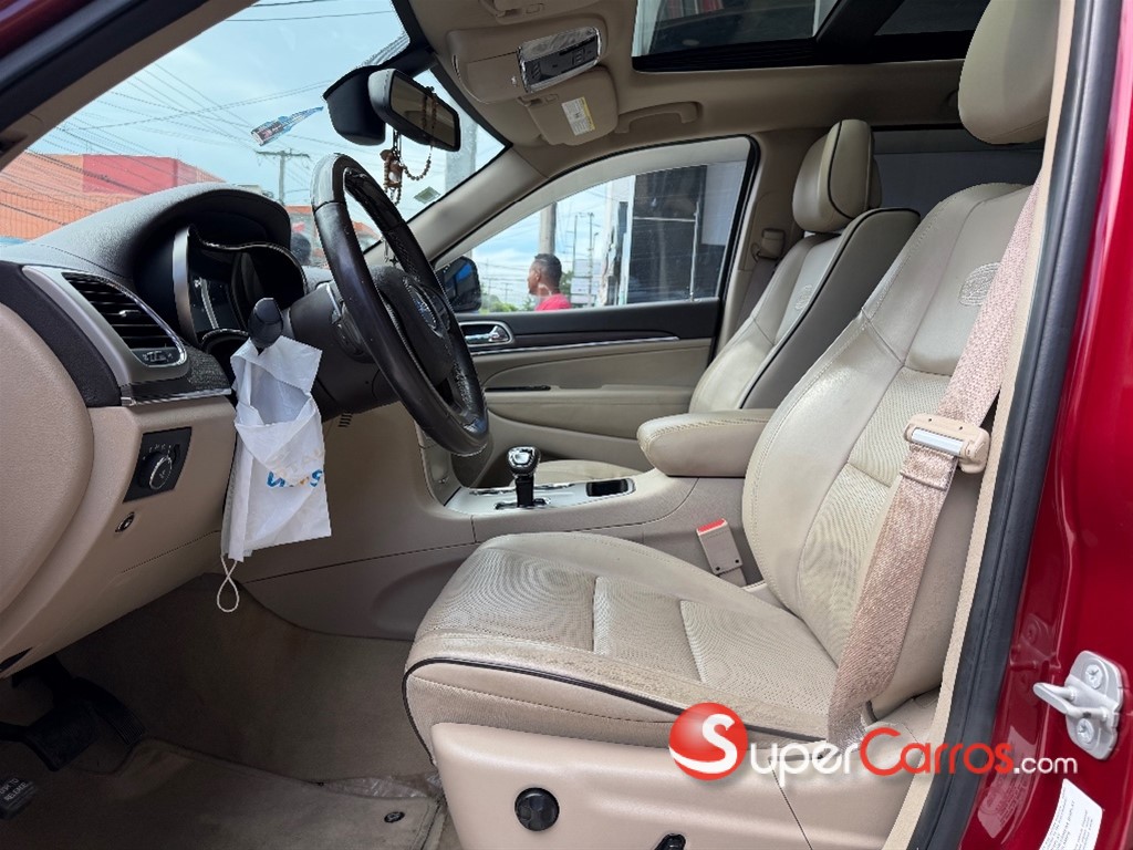 2014 Jeep Grand Cherokee Overland — foto 3 / 8