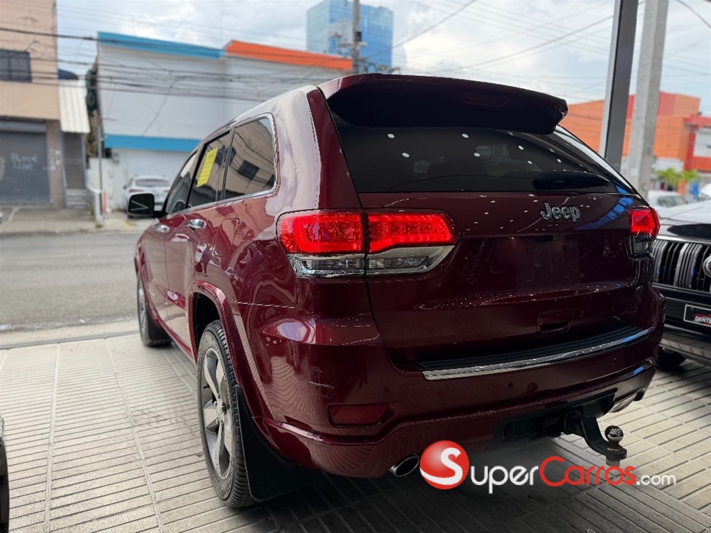 2014 Jeep Grand Cherokee Overland — foto 7 / 8