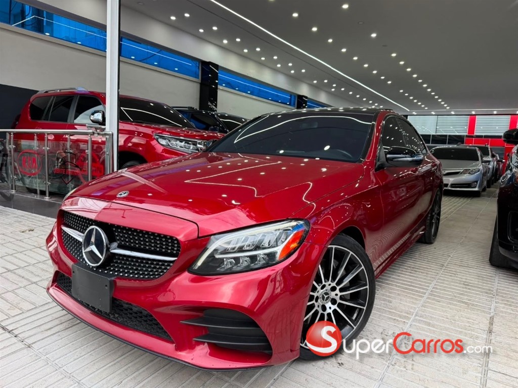 2019 Mercedes-Benz Clase C 300 AMG — foto 1 / 7