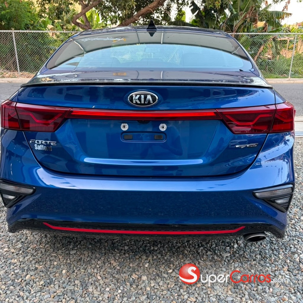 2020 Kia Forte GT Line — foto 4 / 11