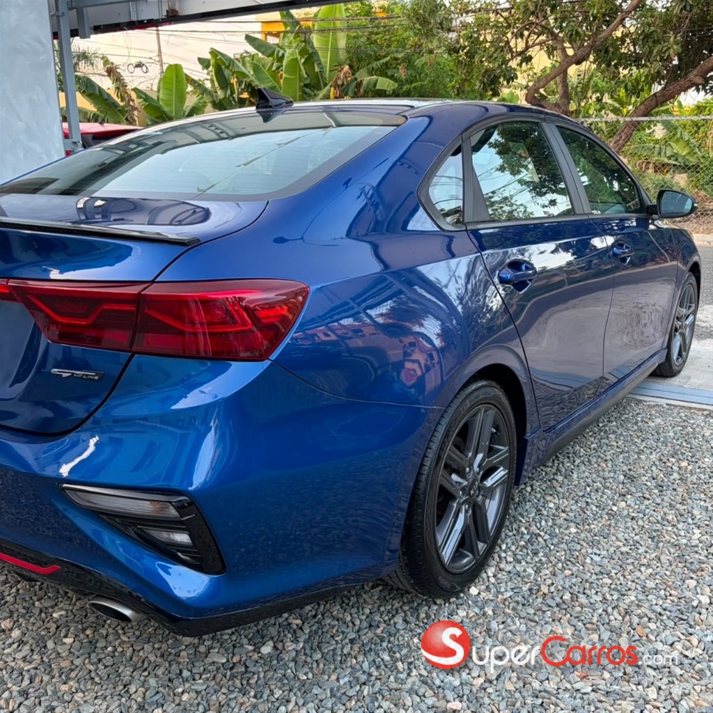 2020 Kia Forte GT Line — foto 9 / 11