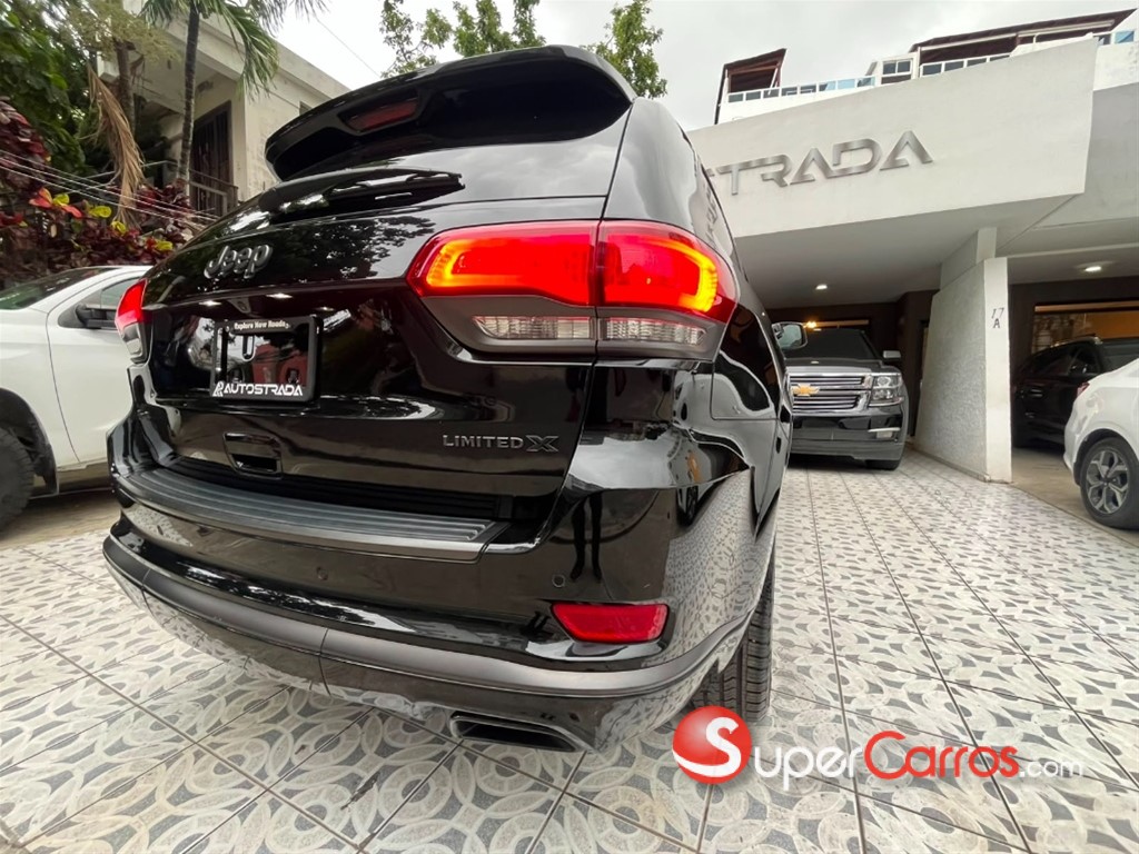 2020 Jeep Cherokee Limited — foto 4 / 10