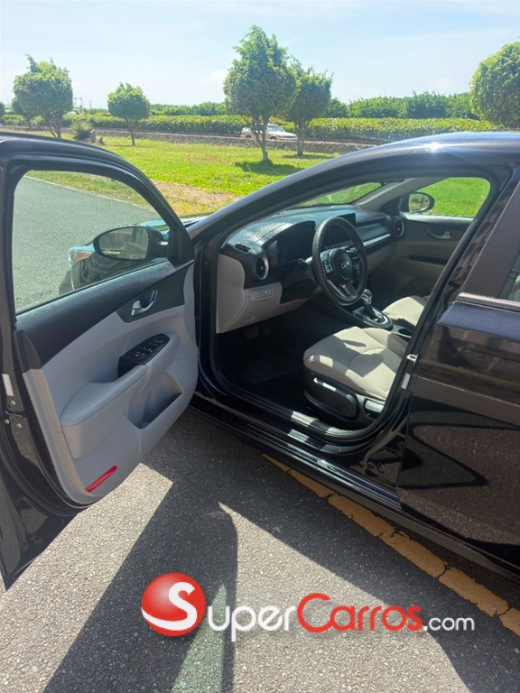 2020 Kia Optima EX — foto 10 / 11