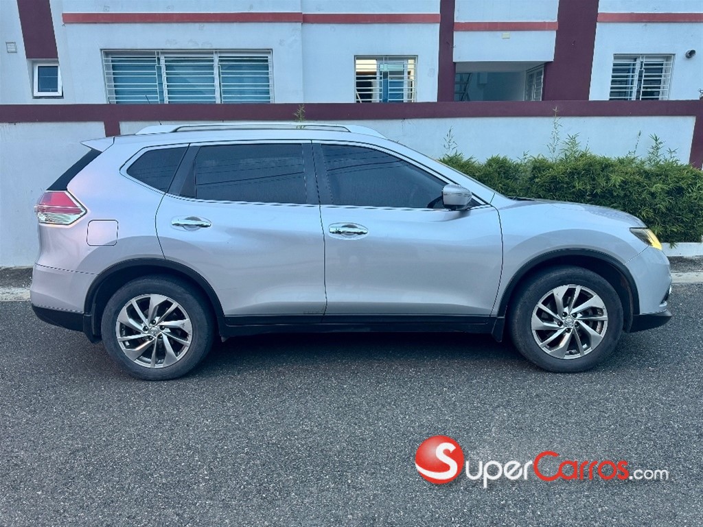 2015 Nissan X-Trail Exclusive — foto 3 / 11