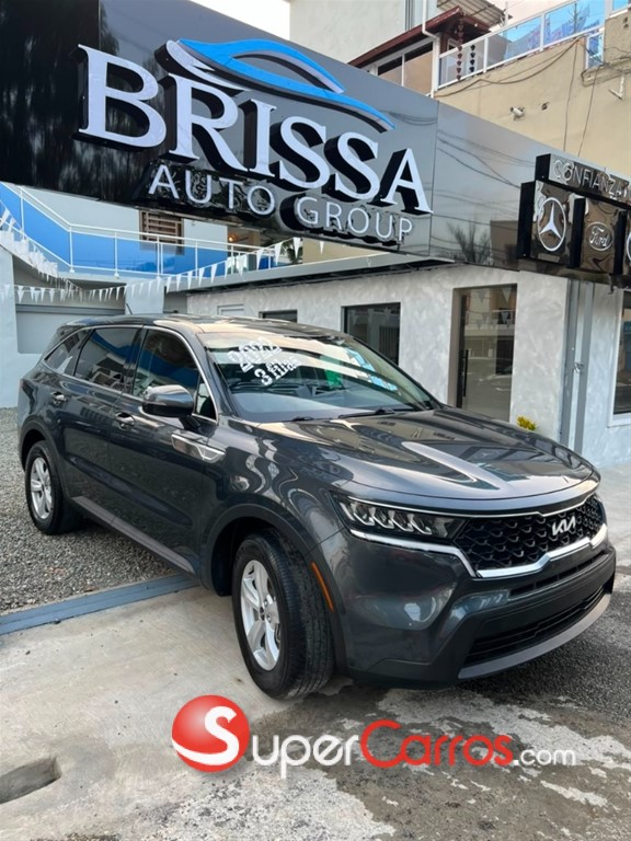 2022 Kia Sorento LX — foto 1 / 12