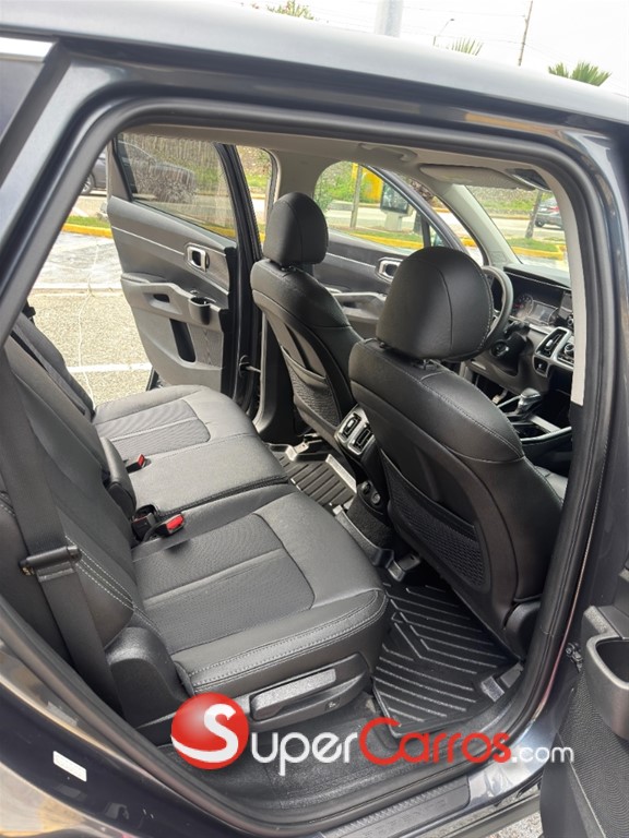 2022 Kia Sorento LX — foto 4 / 12