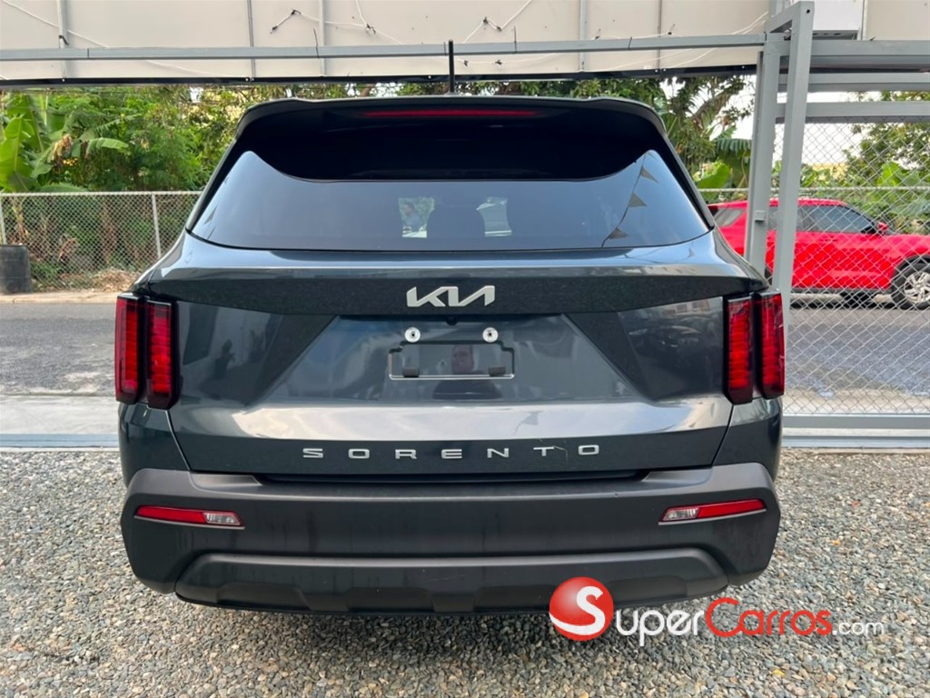 2022 Kia Sorento LX — foto 9 / 12