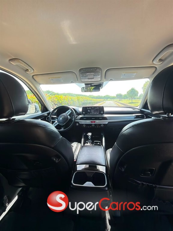 2020 Kia Telluride LX — foto 6 / 12