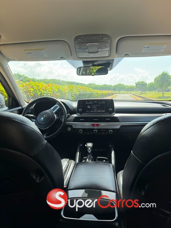 2020 Kia Telluride LX — foto 7 / 12