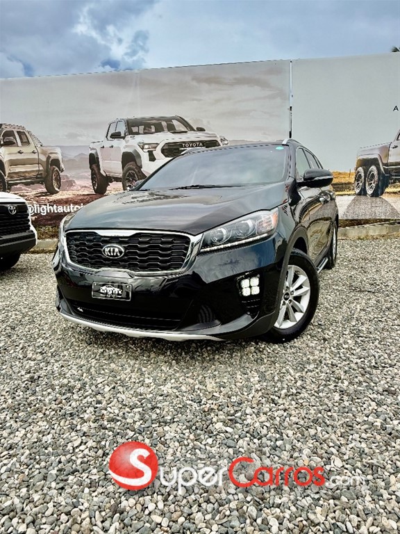 2020 Kia Sorento — foto 1 / 12