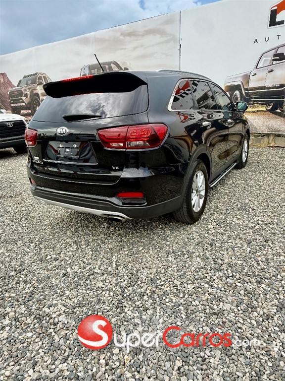 2020 Kia Sorento — foto 6 / 12