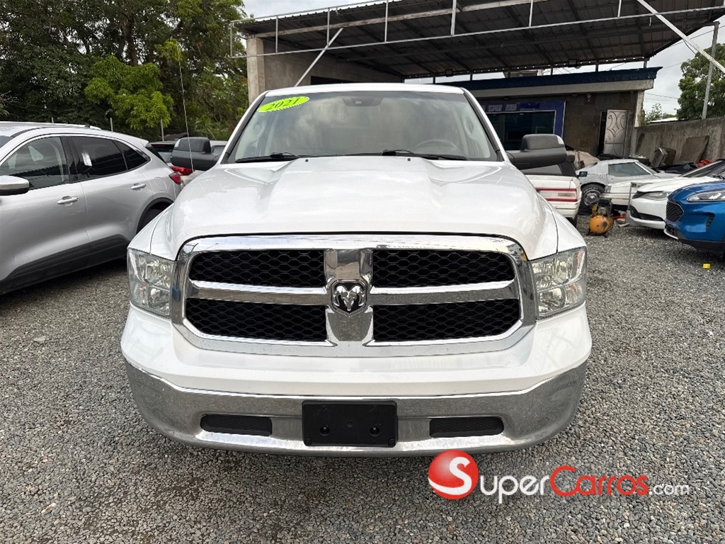 2021 Ram 1500 — foto 2 / 10