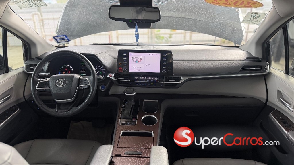 2022 Toyota Sienna XLE Premium — foto 9 / 11