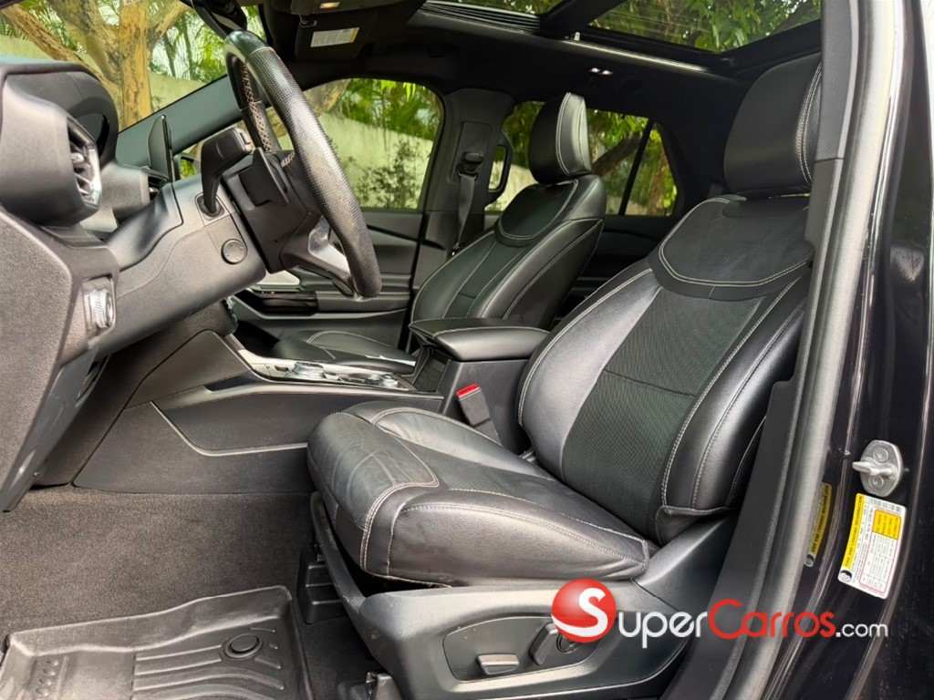 2021 Ford Explorer ST — foto 9 / 12