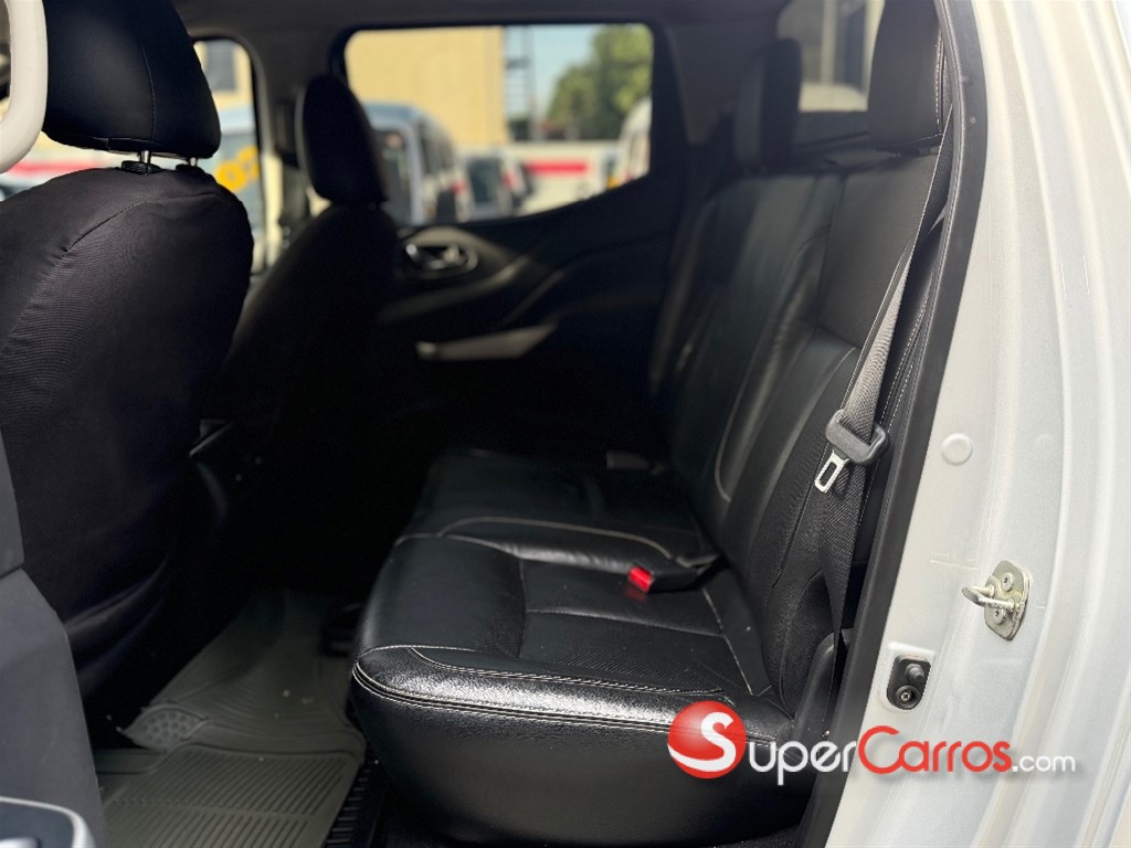 2016 Nissan Frontier LE — foto 12 / 12
