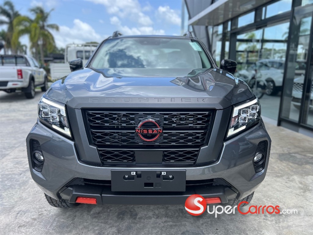 2027 Nissan Frontier Pro-4X — foto 2 / 8