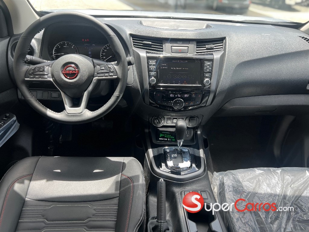 2027 Nissan Frontier Pro-4X — foto 6 / 8