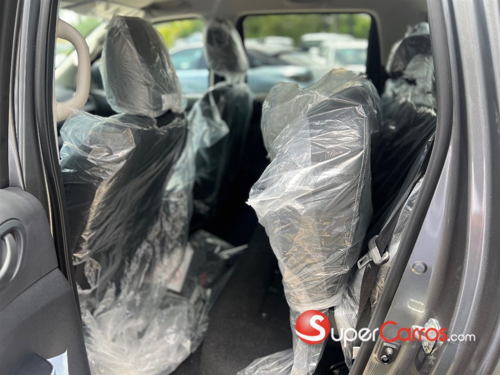 2027 Nissan Frontier Pro-4X — foto 7 / 8