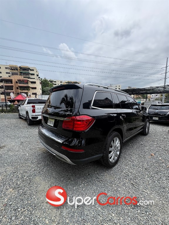 2015 Mercedes-Benz 220 — foto 3 / 11