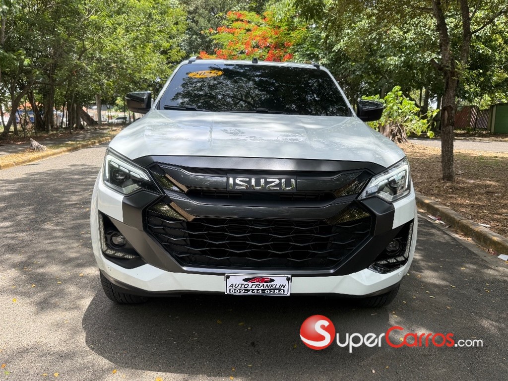 2025 Isuzu DMAX LSE