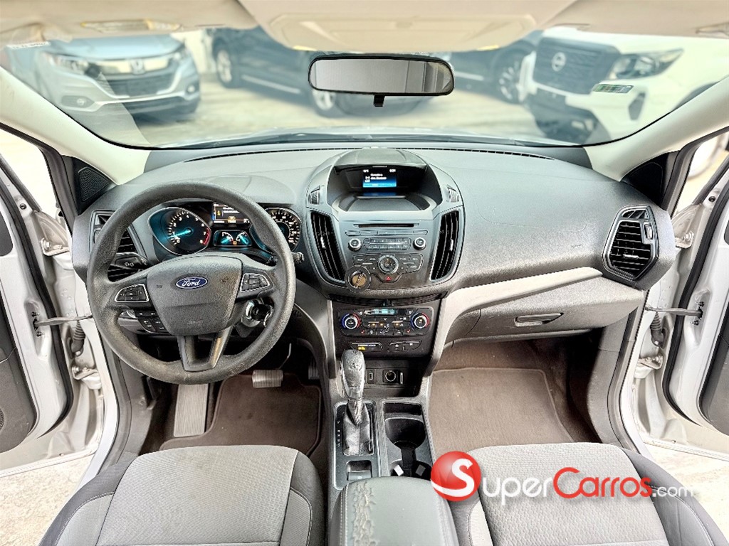 2018 Ford Escape SE — foto 6 / 12