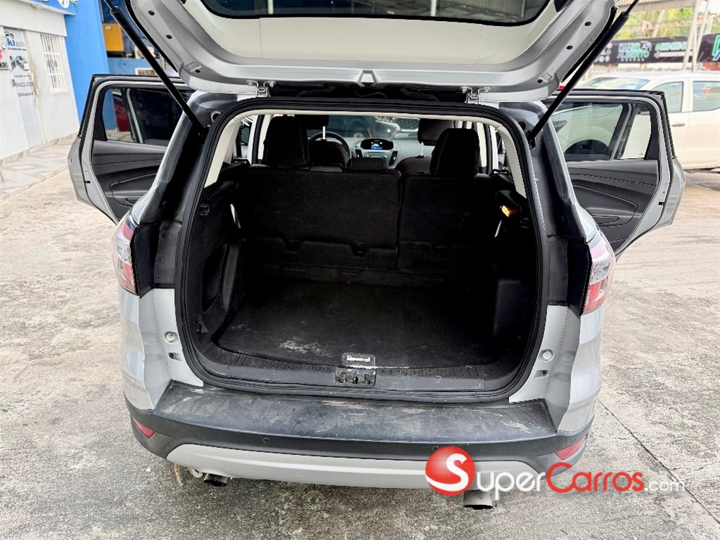 2018 Ford Escape SE — foto 11 / 12