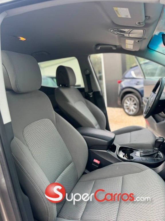 2018 Hyundai Santa Fe — foto 2 / 10