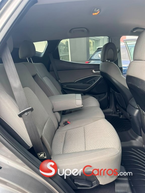 2018 Hyundai Santa Fe — foto 3 / 10