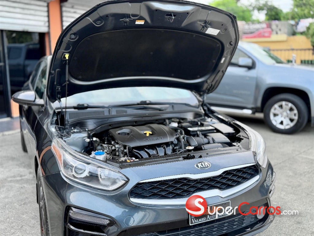 2021 Kia Forte LXS — foto 5 / 12