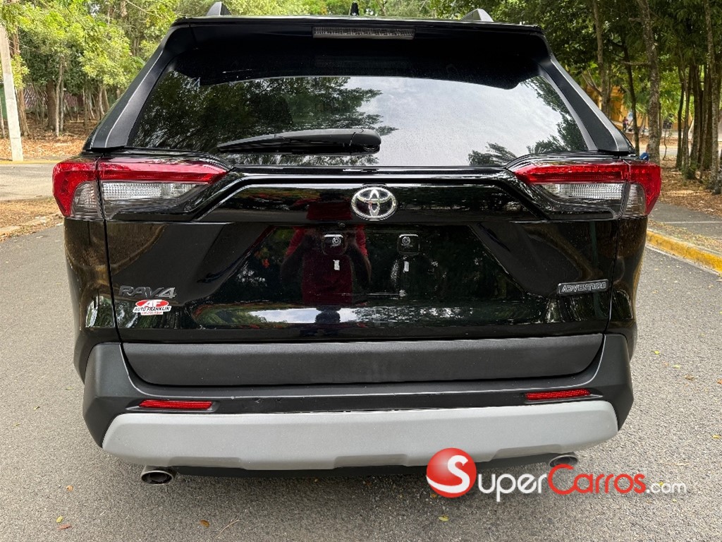 2020 Toyota RAV4 Adventure — foto 4 / 9
