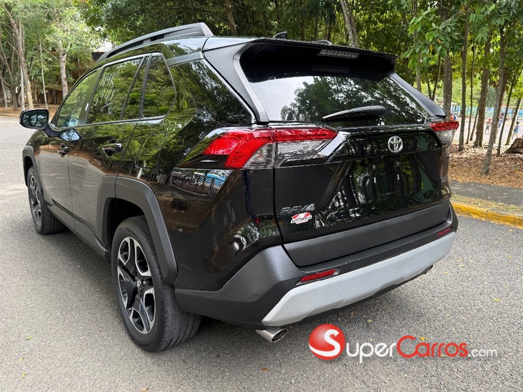 2020 Toyota RAV4 Adventure — foto 5 / 9
