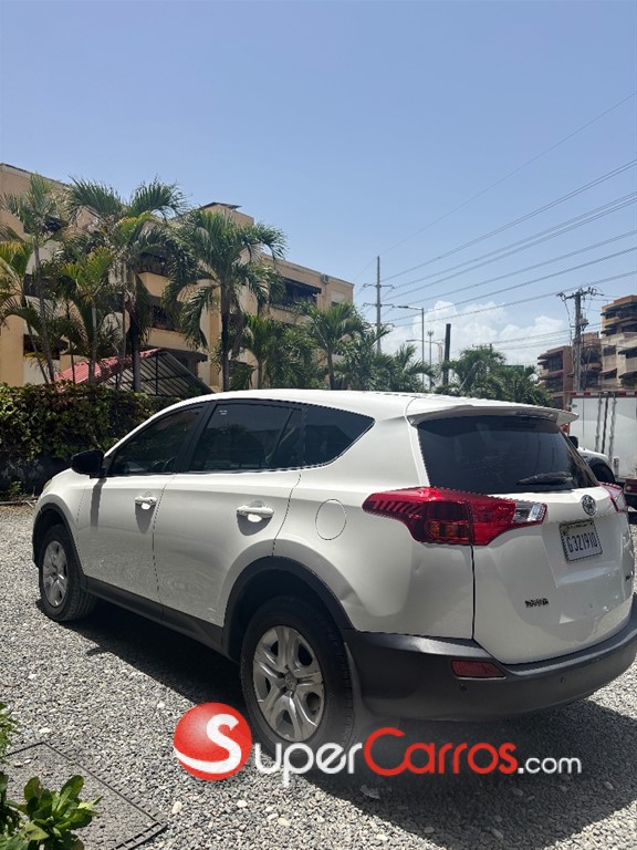 2015 Toyota RAV4 — foto 3 / 11