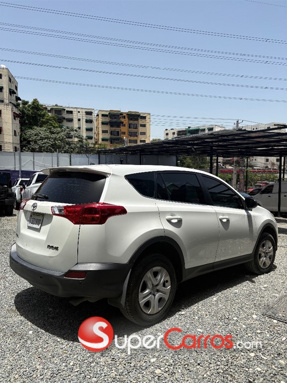2015 Toyota RAV4 — foto 4 / 11
