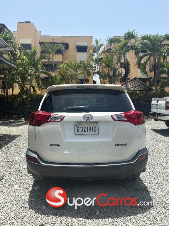 2015 Toyota RAV4 — foto 5 / 11