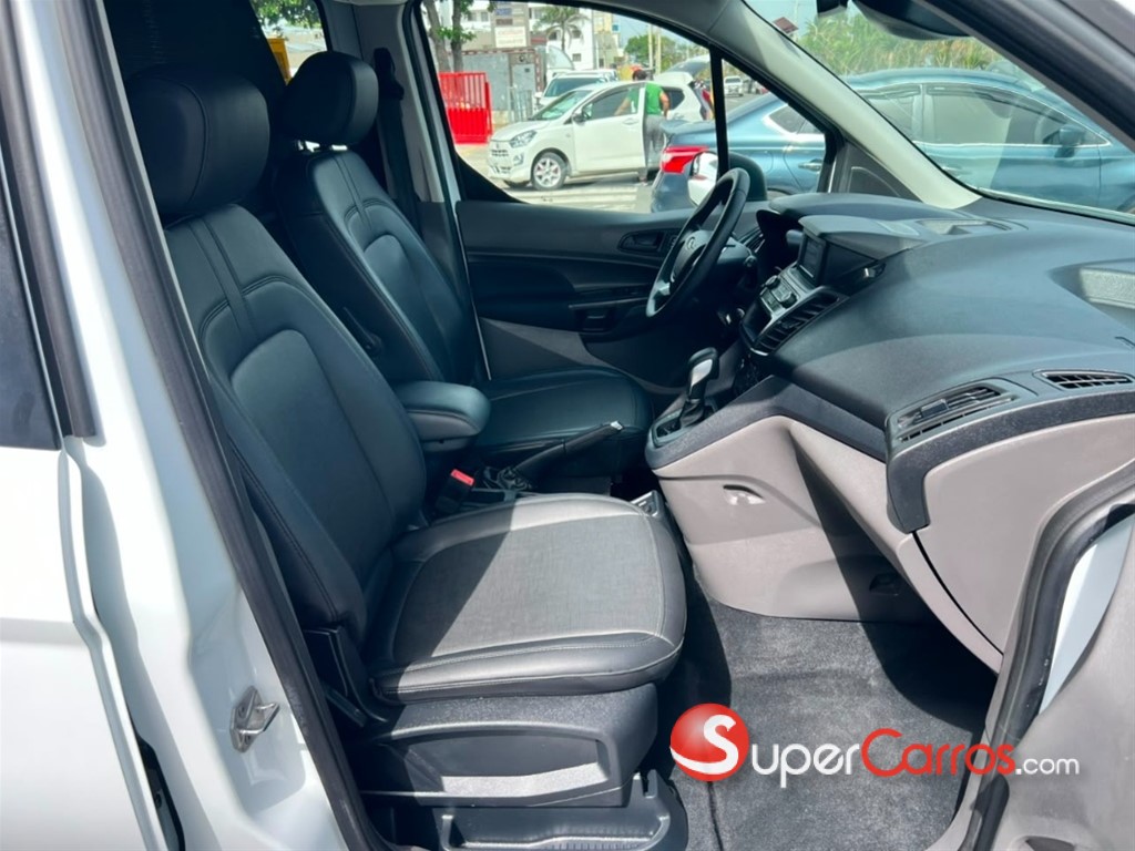 2022 Ford Transit Connect — foto 8 / 12