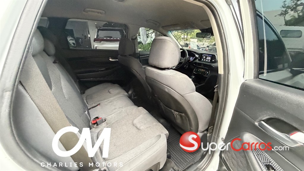 2019 Hyundai Santa Fe — foto 8 / 12