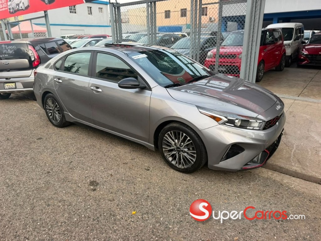 2022 Kia Forte GT Line — foto 2 / 11