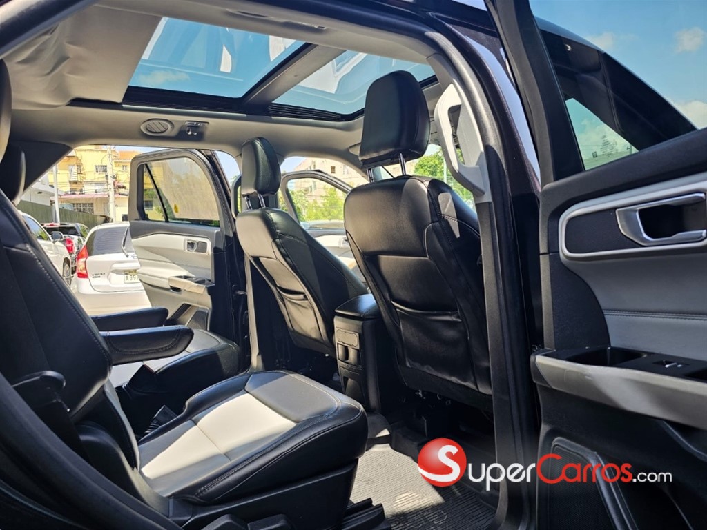 2022 Ford Explorer XLT ECOBOOST — foto 4 / 8