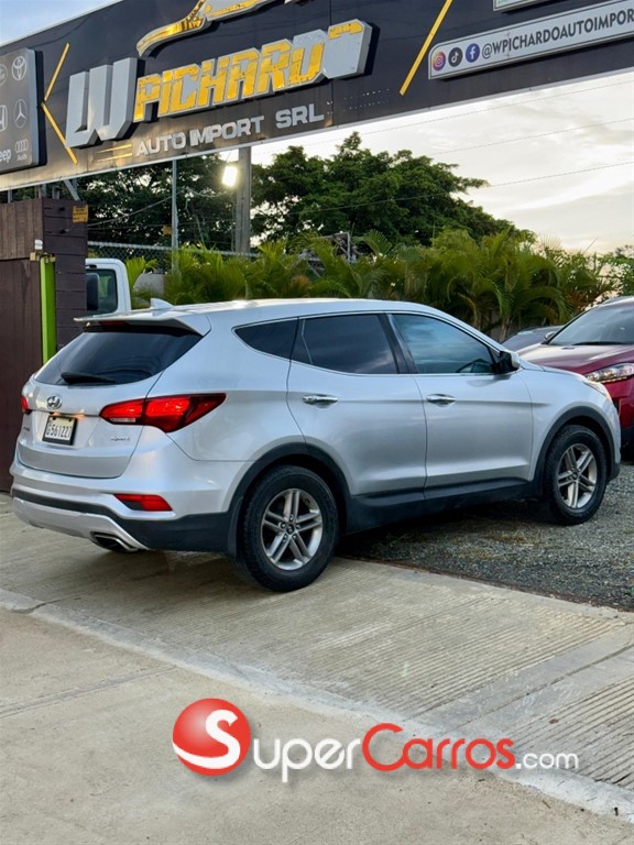 2017 Hyundai Santa Fe Sport — foto 5 / 11