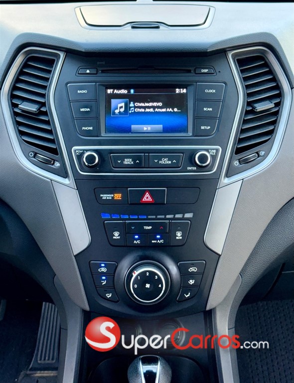 2017 Hyundai Santa Fe Sport — foto 9 / 11