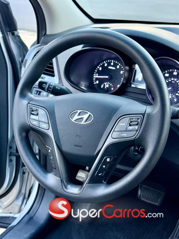 2017 Hyundai Santa Fe Sport — foto 11 / 11