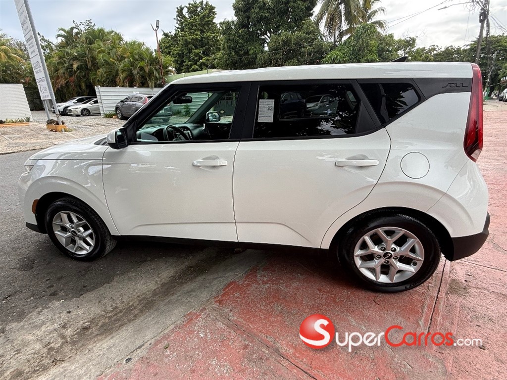 2021 Kia Soul S — foto 8 / 11