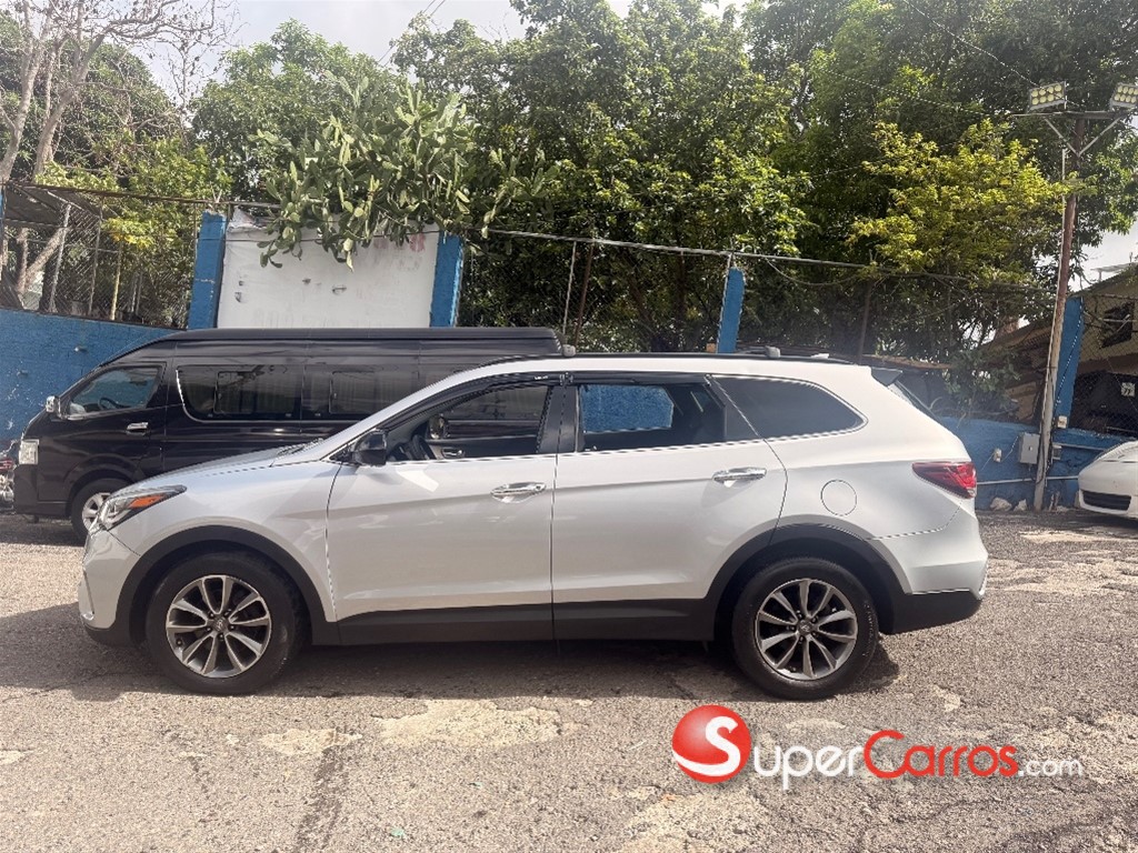 2017 Hyundai Santa Fe — foto 3 / 12