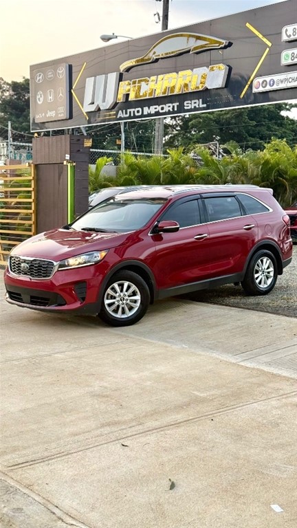 2020 Kia Sorento LX — foto 2 / 12