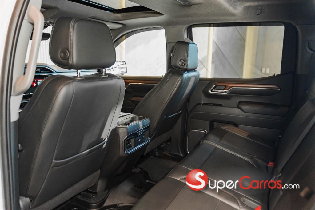 2023 GMC Denali — foto 7 / 12