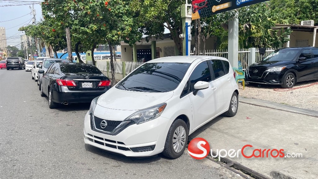 2018 Nissan Versa Note SV — foto 3 / 12