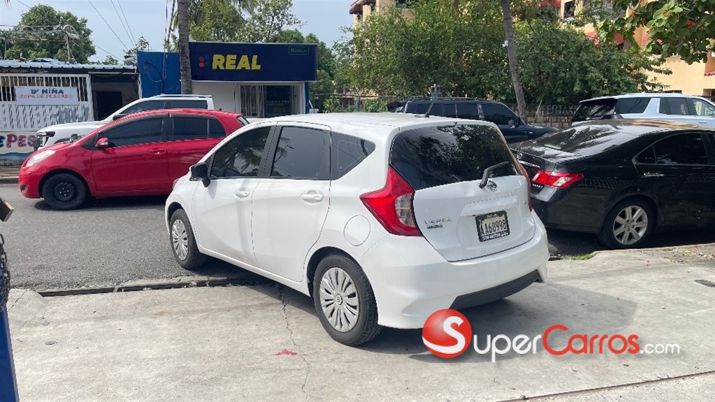 2018 Nissan Versa Note SV — foto 4 / 12